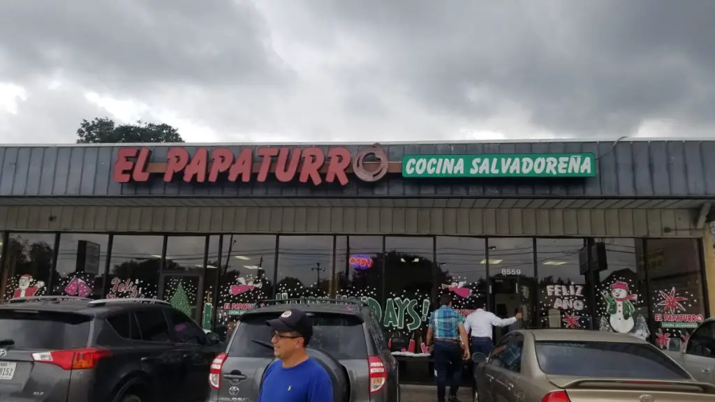 El Papaturro Restaurant