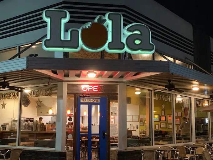 Lola Diner